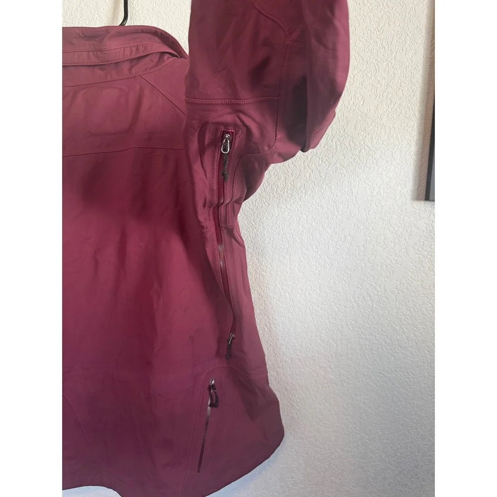 Outdoor‎ Research Ski Jacket Womens Large Burgundy Waterproof Powder Skirt Shell